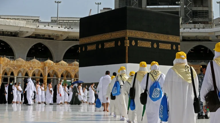 “Fatwa Council Mandates Official Hajj Permits for Pilgrims: Ensuring Safety and Compliance”